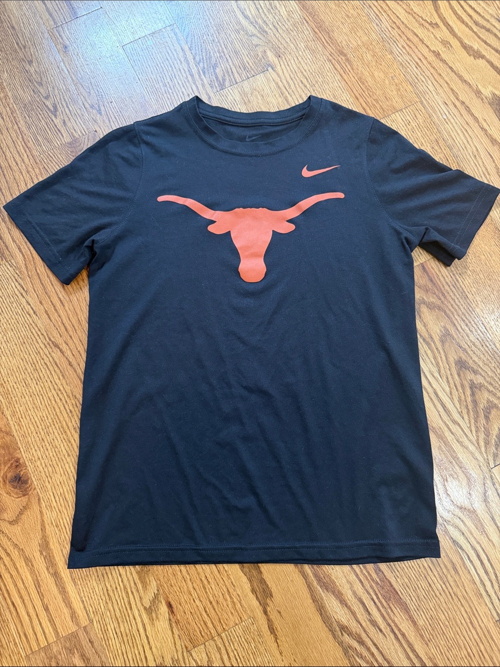 Boy’s Texas Longhorns Nike Dri-Fit Shirt. Size Large. Excellent/Like New.